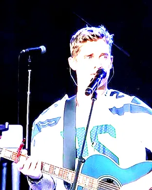 Brett Young Henderson